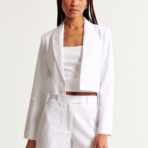 Women's White linen cropped blazer